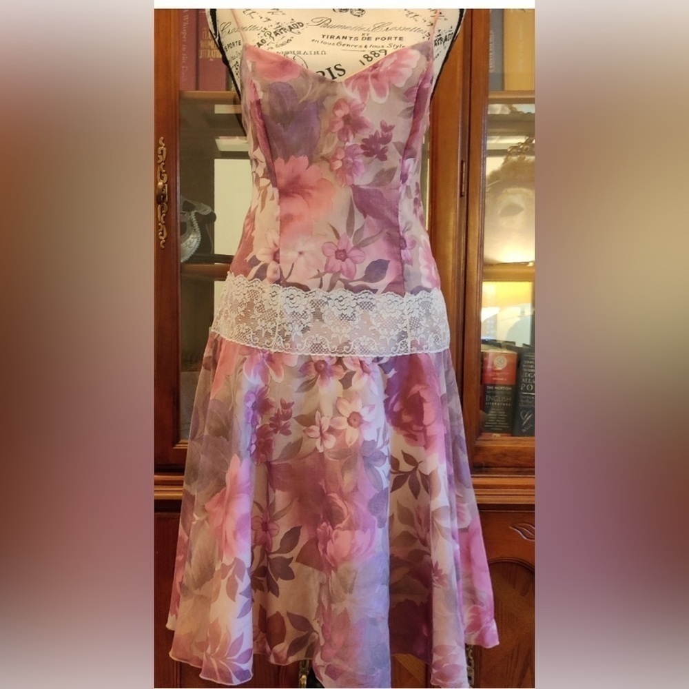 Heart Moon Star mini dress Size: 6 Color: pink/ floral print NWT